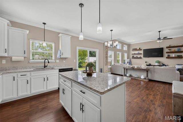 103 Pomodora Circle, Wentzville, MO 63385