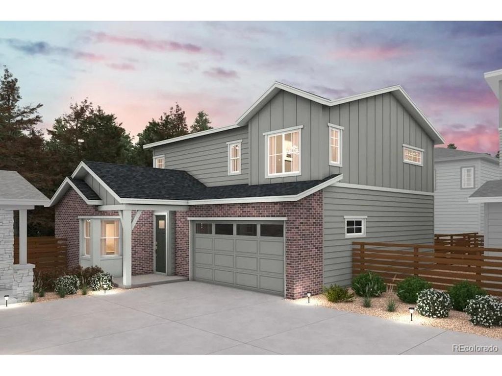 22669 E 47th Dr, Aurora, CO 80019