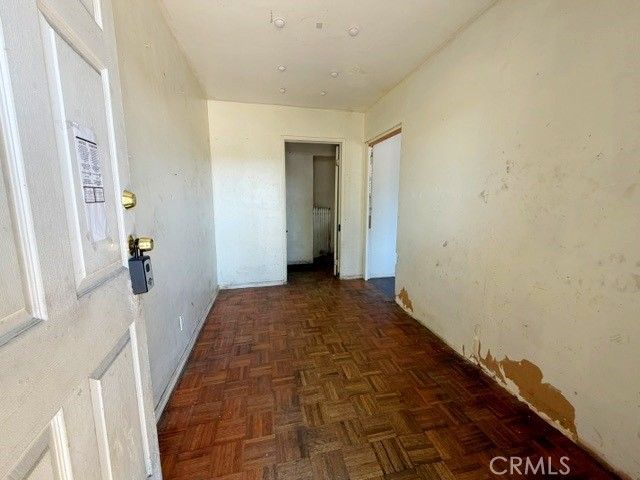 15741 Wyandotte Street, Van Nuys, CA 91406
