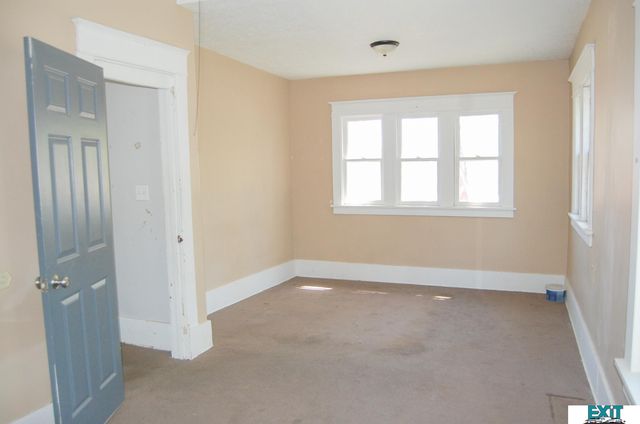 6516 Aylesworth Avenue, Lincoln, NE 68505