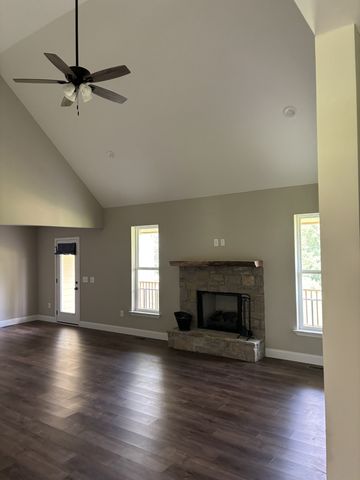 260 Wheel Rd, Shelbyville, TN 37160
