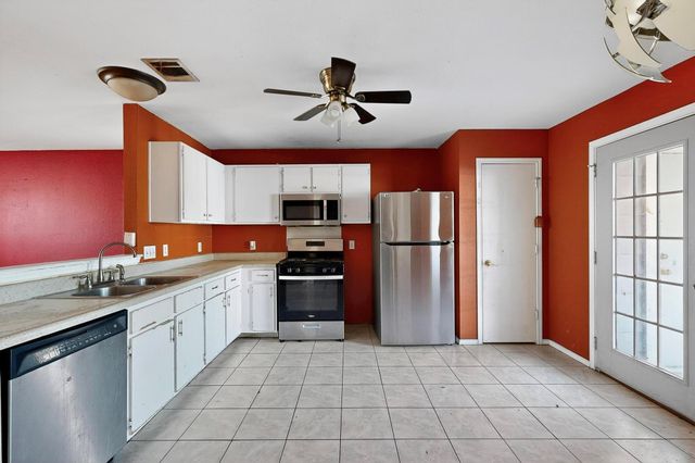 12220 Briarcreek LOOP, Manor, TX 78653