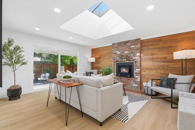 141 Fairmead Lane, Los Gatos, CA 95032