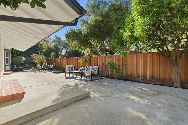 141 Fairmead Lane, Los Gatos, CA 95032