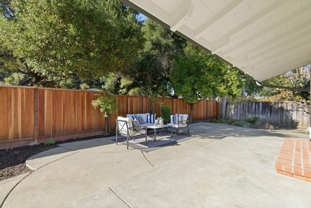 141 Fairmead Lane, Los Gatos, CA 95032