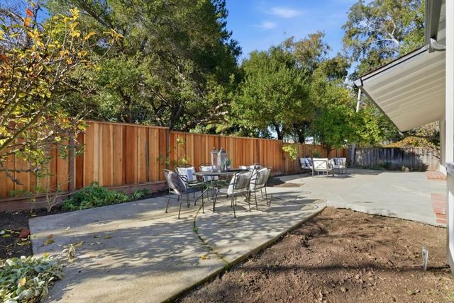 141 Fairmead Lane, Los Gatos, CA 95032