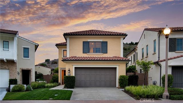 343 Paradiso, Irvine, CA 92602