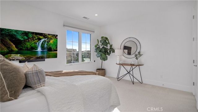 343 Paradiso, Irvine, CA 92602