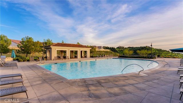 343 Paradiso, Irvine, CA 92602