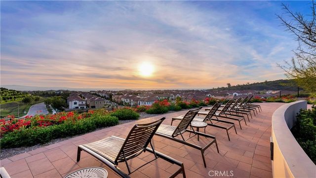 343 Paradiso, Irvine, CA 92602