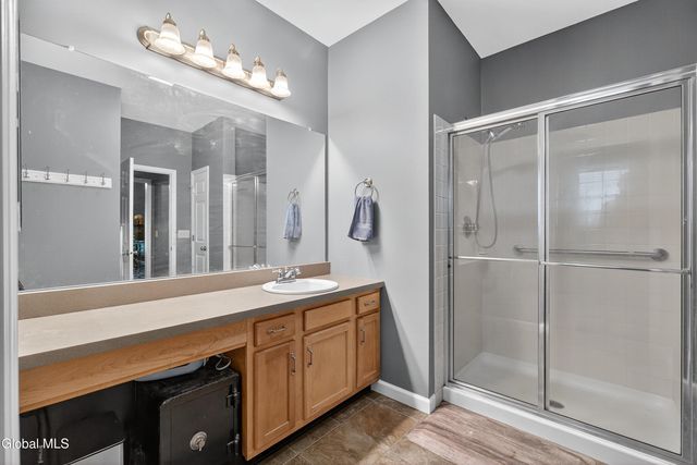 18 Amber Lane, Moreau, NY 12828