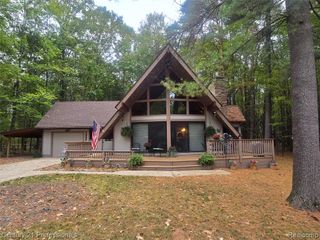 10644 Thornapple Drive, Update, MI 49346