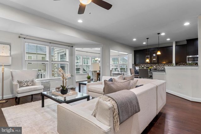 319 QUARRY POINT RD, Malvern, PA 19355