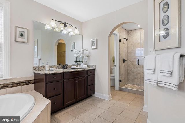 319 QUARRY POINT RD, Malvern, PA 19355