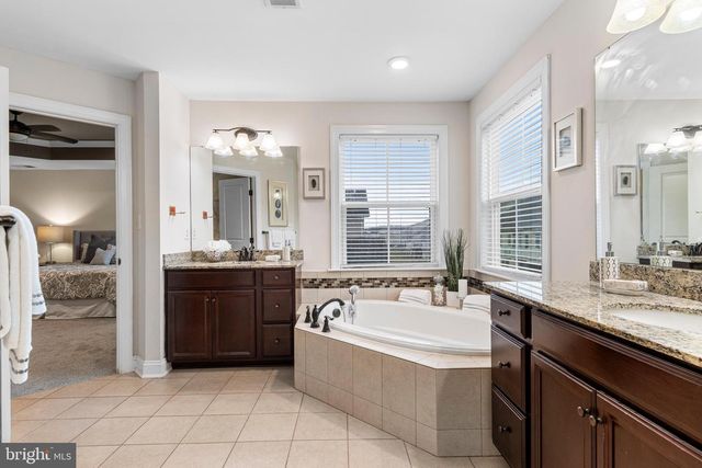 319 QUARRY POINT RD, Malvern, PA 19355