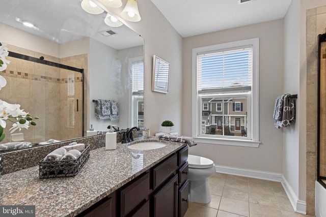 319 QUARRY POINT RD, Malvern, PA 19355