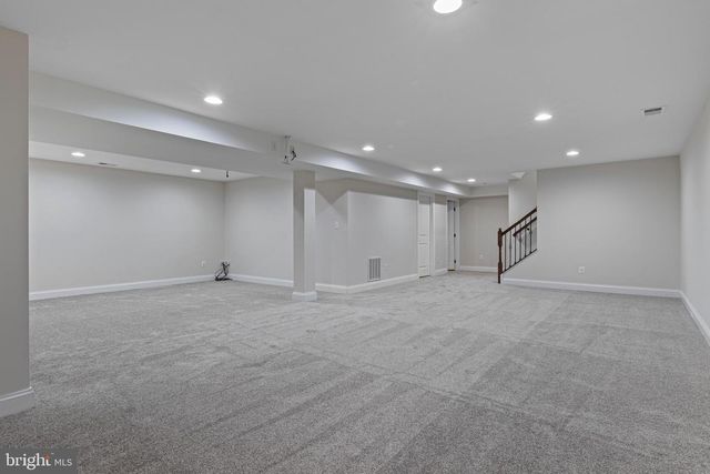 319 QUARRY POINT RD, Malvern, PA 19355