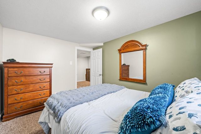 1458 N 2400 W, Clinton, UT 84015