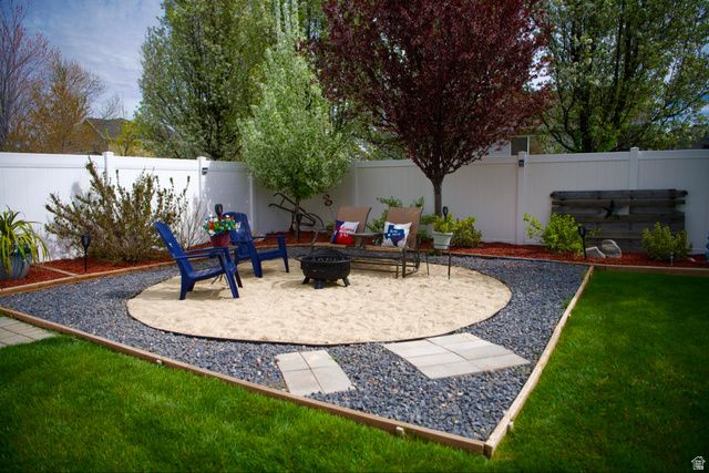 1458 N 2400 W, Clinton, UT 84015