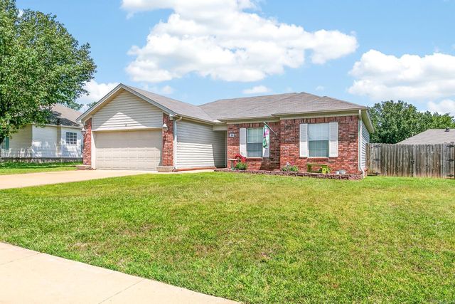 16 Newcastle, Cabot, AR 72023
