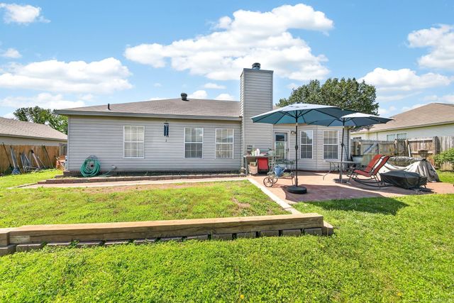 16 Newcastle, Cabot, AR 72023