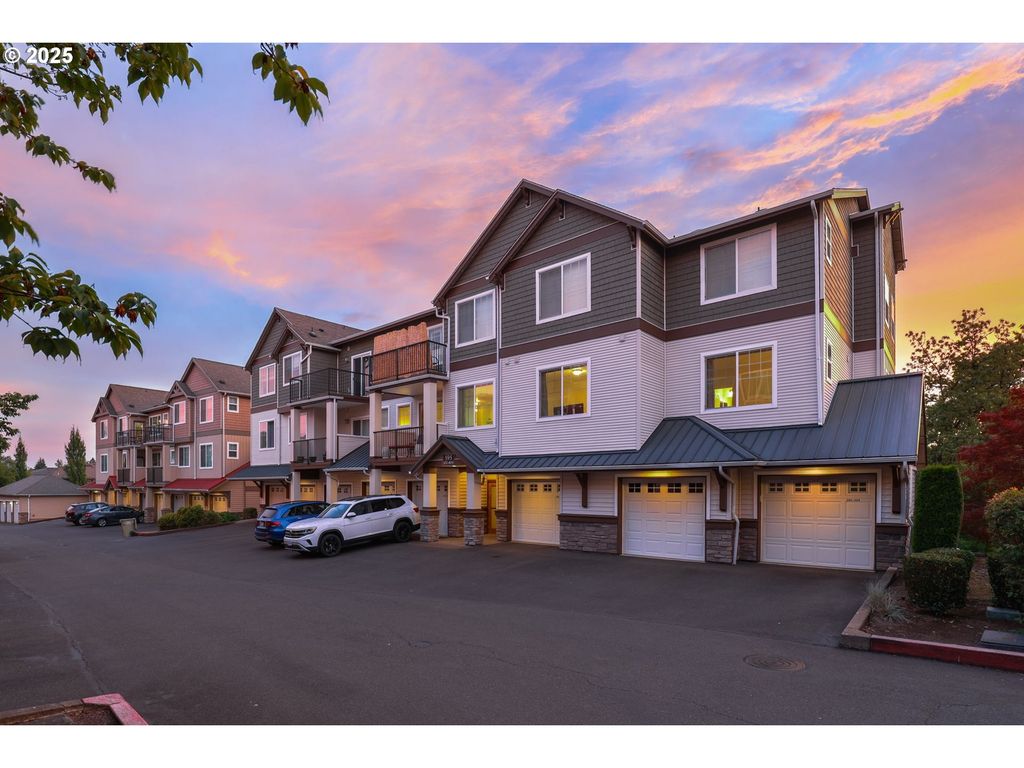 595 Nw LOST SPRINGS Ter, Portland, OR 97229