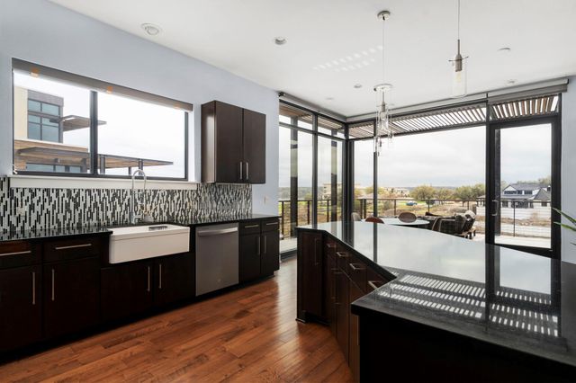 1101 Ivean Pearson RD F201, Lago Vista, TX 78645