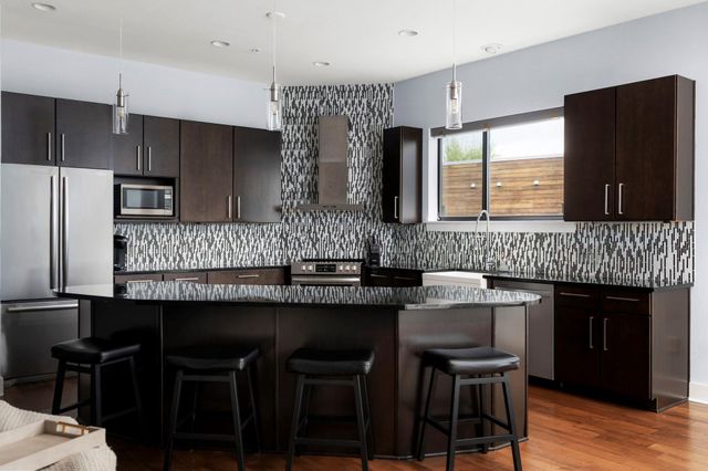 1101 Ivean Pearson RD F201, Lago Vista, TX 78645