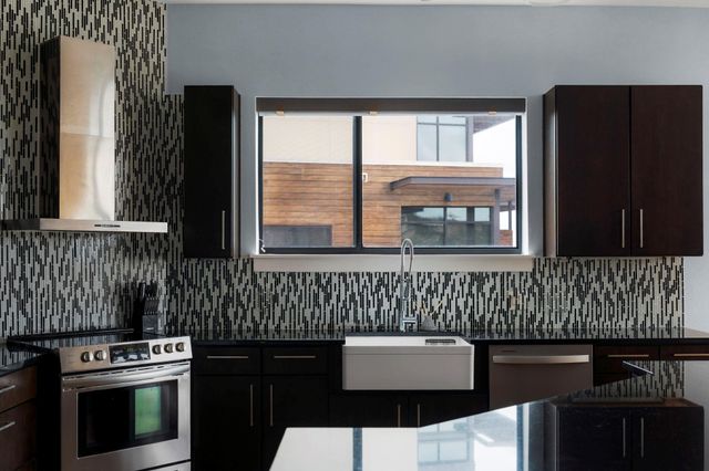 1101 Ivean Pearson RD F201, Lago Vista, TX 78645