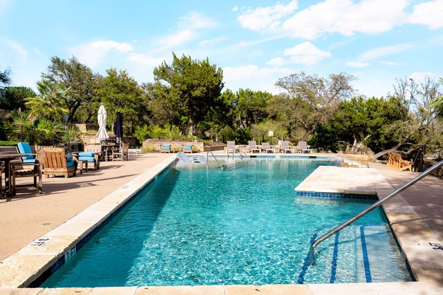 1101 Ivean Pearson RD F201, Lago Vista, TX 78645