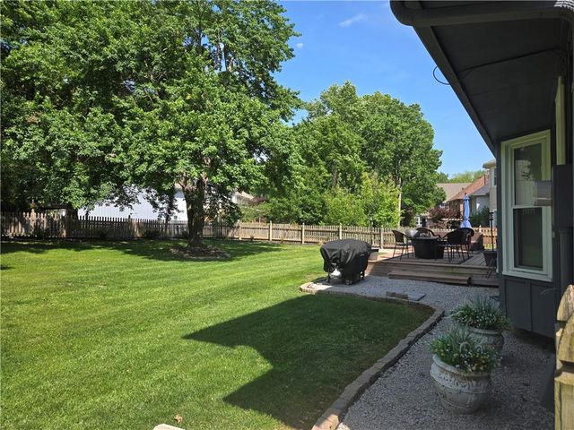 632 Butternut Lane, Liberty, MO 64068