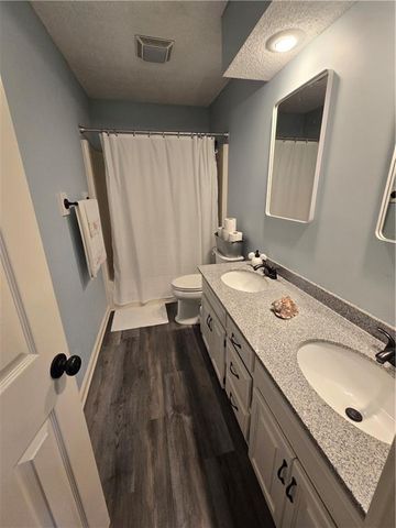 632 Butternut Lane, Liberty, MO 64068