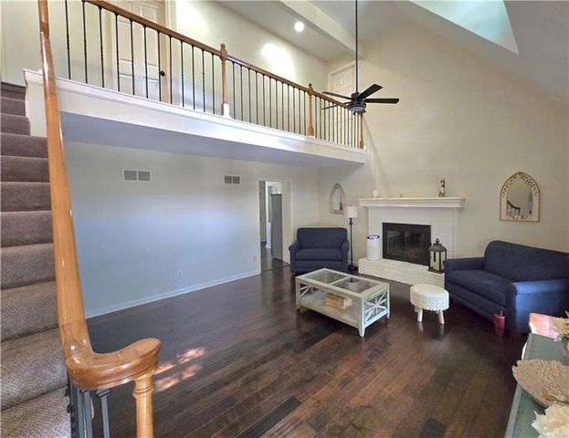 632 Butternut Lane, Liberty, MO 64068