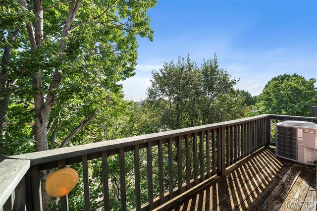10358 Chimney Rock Drive 31, St Louis, MO 63146