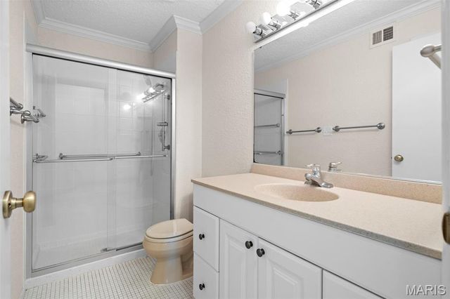 10358 Chimney Rock Drive 31, St Louis, MO 63146