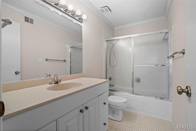 10358 Chimney Rock Drive 31, St Louis, MO 63146