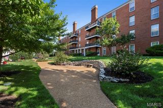 10358 Chimney Rock Drive 31, St Louis, MO 63146