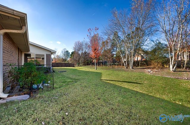 618 Summer Cove Circle NW, Madison, AL 35757
