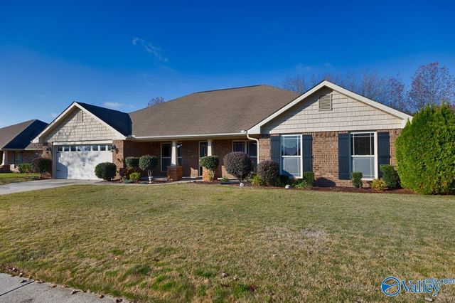 618 Summer Cove Circle NW, Madison, AL 35757