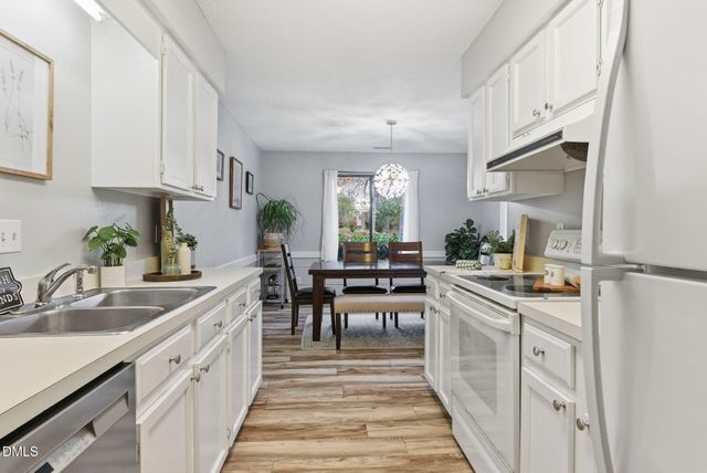 5946 Carmel Lane, Raleigh, NC 27609