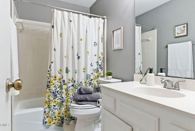 5946 Carmel Lane, Raleigh, NC 27609