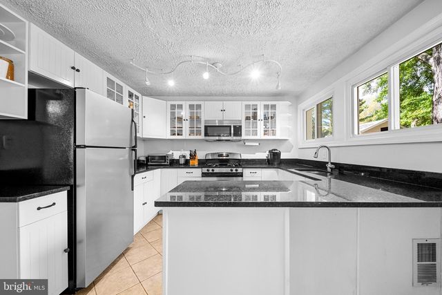 12312 VALLEYWOOD DR, Silver Spring, MD 20902