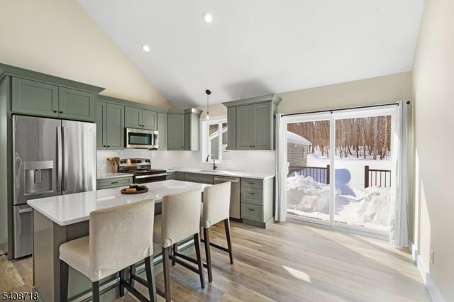 8 Worthington Rd, Frankford Twp., NJ 07826