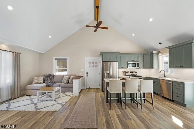 8 Worthington Rd, Frankford Twp., NJ 07826