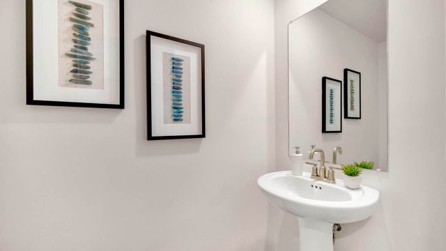 183 Evergreen Cir, Rossville, GA 30741