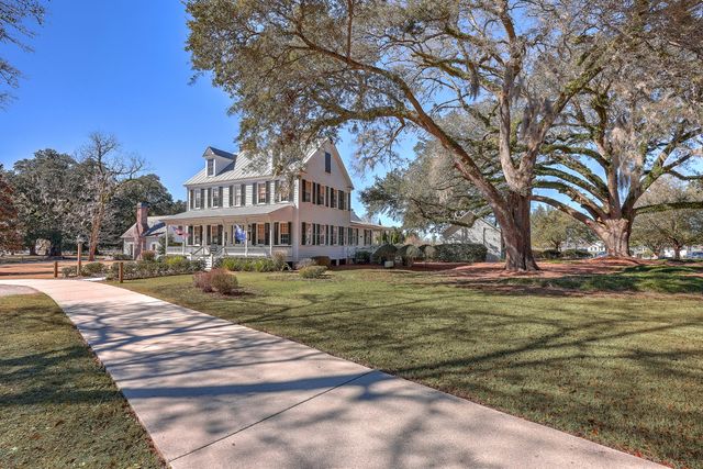 311 Coopers Hawk Drive, Summerville, SC 29483