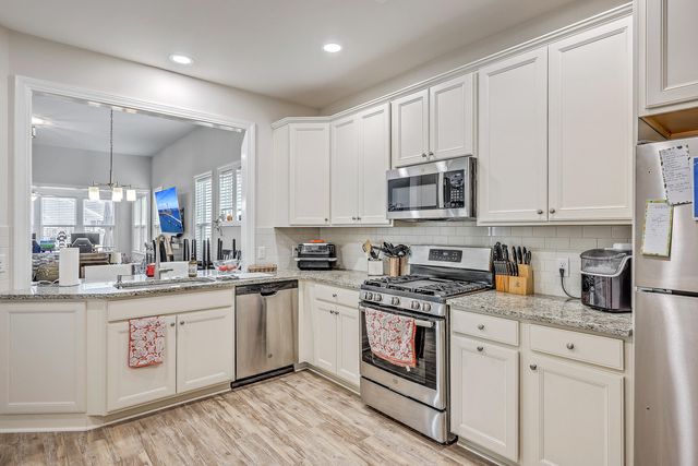 311 Coopers Hawk Drive, Summerville, SC 29483