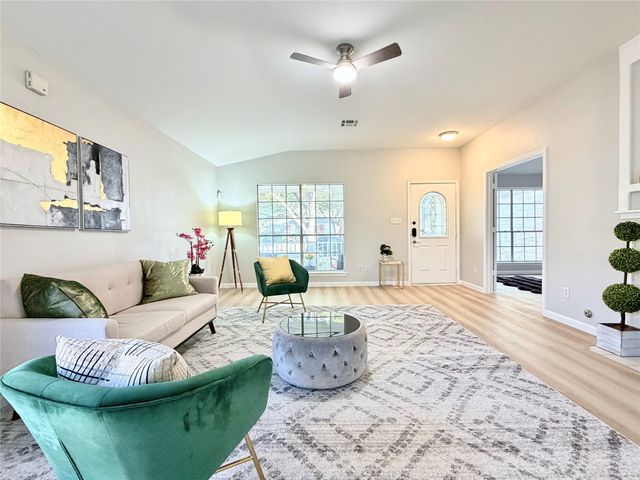 2417 Hallie LN, Round Rock, TX 78664