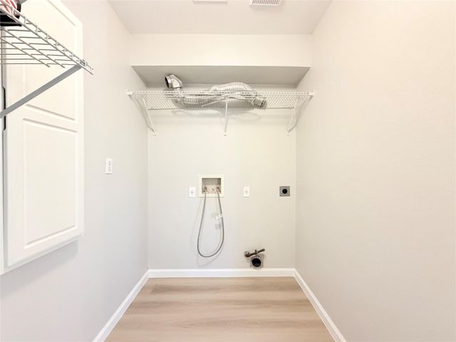 2417 Hallie LN, Round Rock, TX 78664