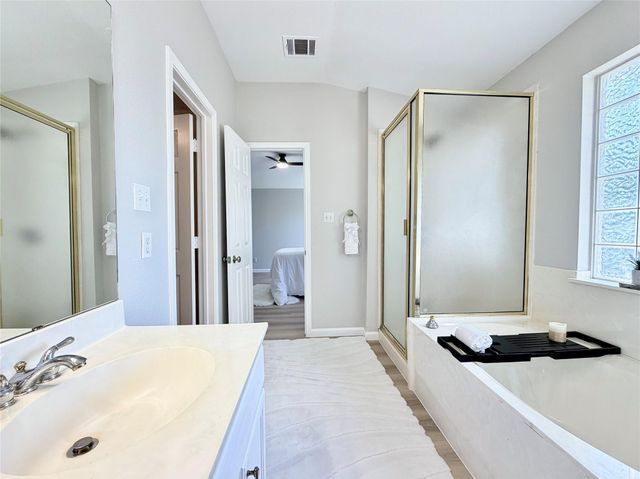 2417 Hallie LN, Round Rock, TX 78664